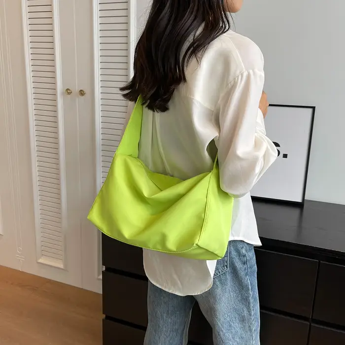 Femmes sac nouveau seau en Nylon mode solide fermeture éclair Portable Hobos sac à bandoulière sacs à main