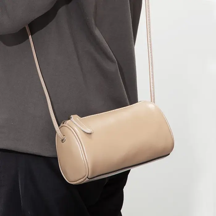 Sac bandoulière tendance petit format 2026, nouveau sac cylindrique rond en cuir véritable, sac à l'