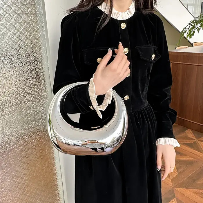 Sac de luxe femme pochette soirée