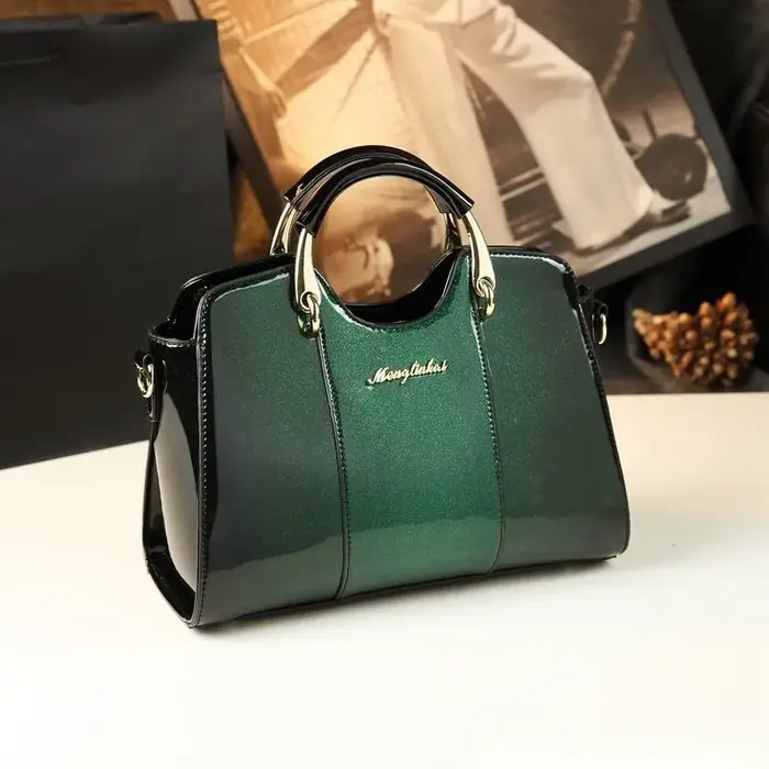 Nouveau Sac à Main Femme en Cuir Verni Tendance 2026