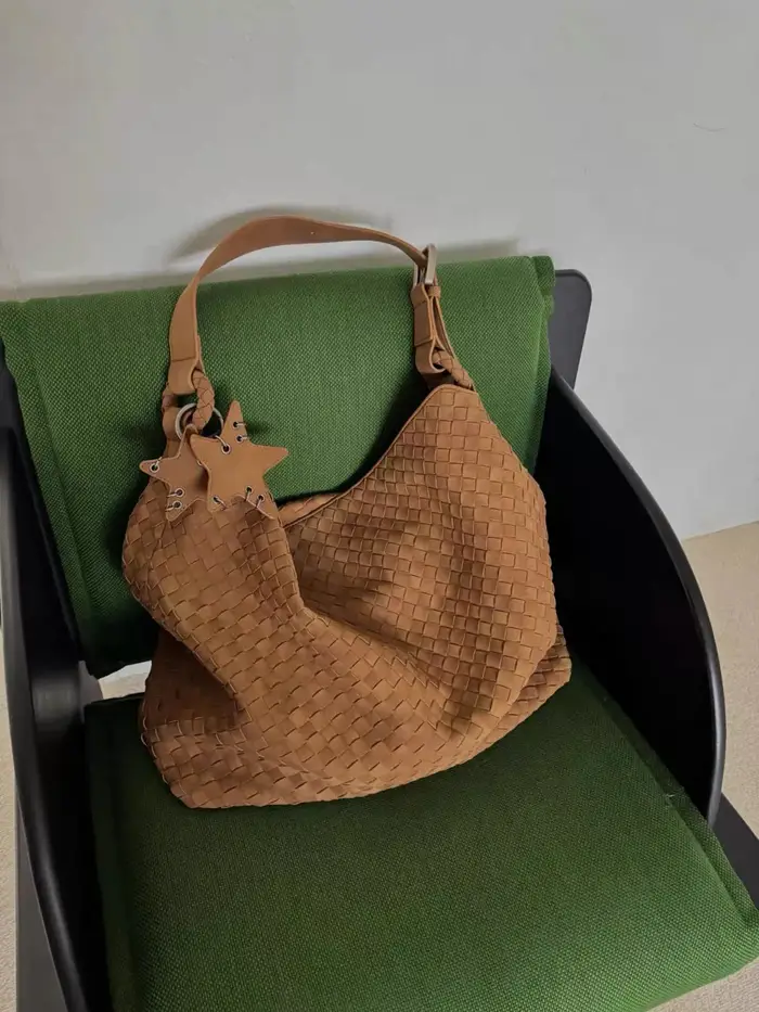 Sac à main à bandoulière en velours côtelé pour femmes