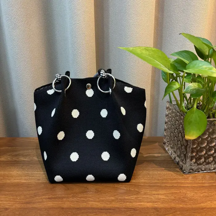 Sac tricoté pour femmes
