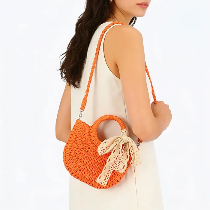 Sac en paille tressé à la main pour femme