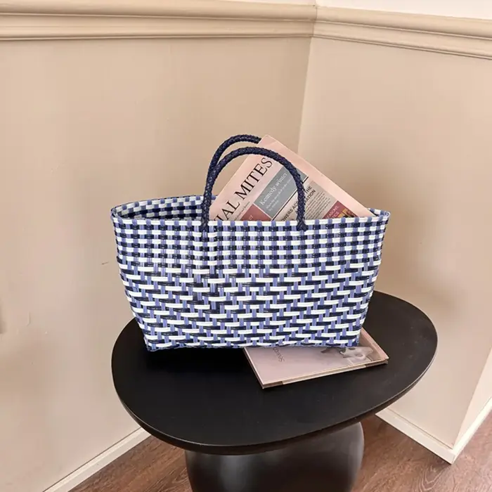 Sac à main en PVC tressé mignon