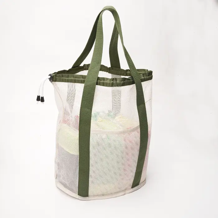 Sac de plage de grande capacité avec une conception en maille résistante au sable