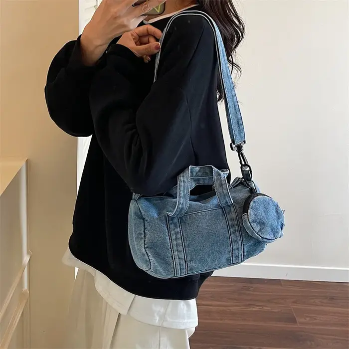 Sac messager vintage en jean pour femme