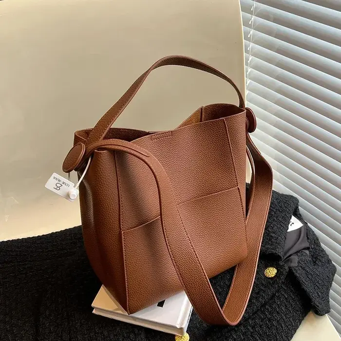 Nouveau sac seau en cuir marron CEEKAY 2026