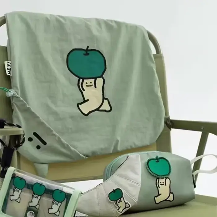 Sac à bandoulière vert tendance avec imprimé de dessin animé