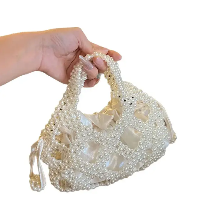 Sac tissé perlé fait à la main