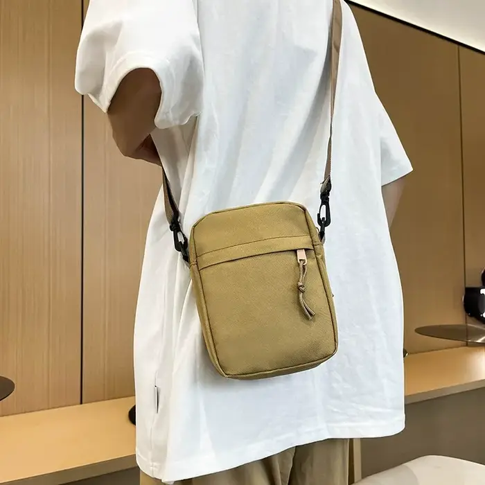 Petit sac à bandoulière pour hommes et femmes