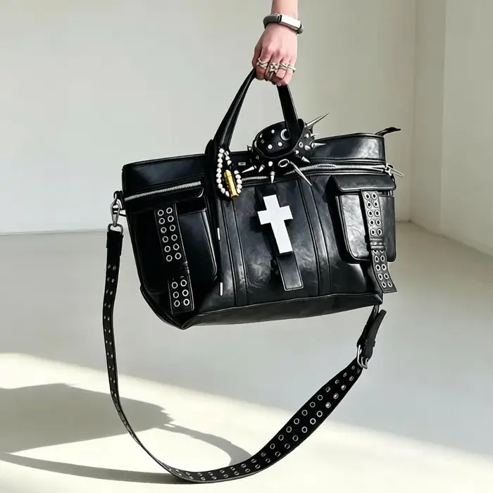 Sac fourre-tout vintage à rivets creux
