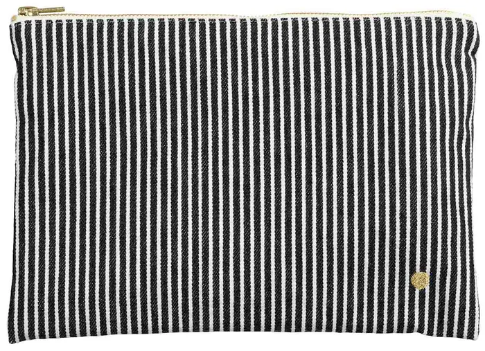 Pochette Basile Caviar L 19 X 28 X 1