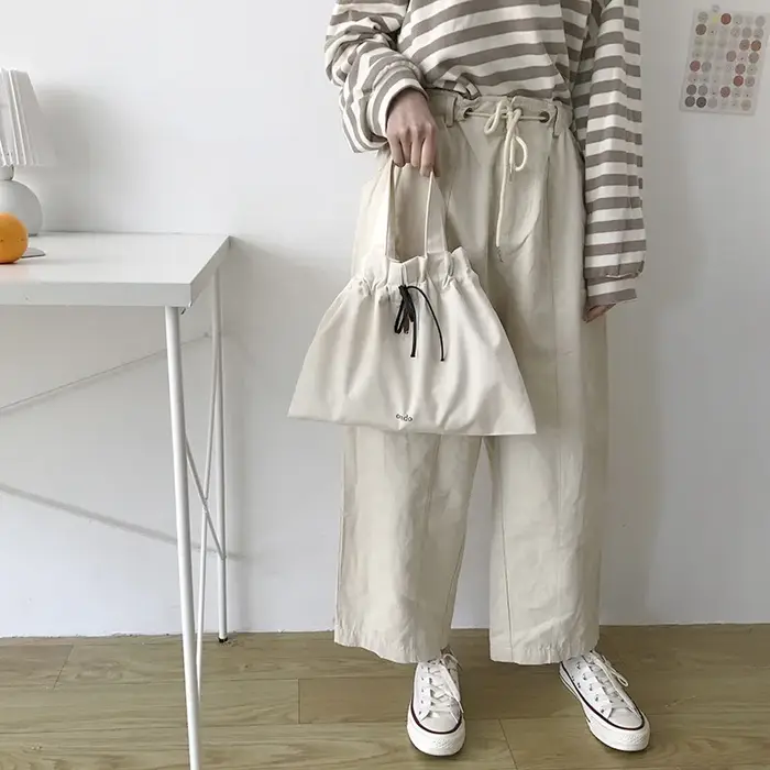 Mini sac à main en toile tendance