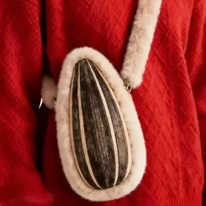 Sac bandoulière géant en forme de nourriture simulée