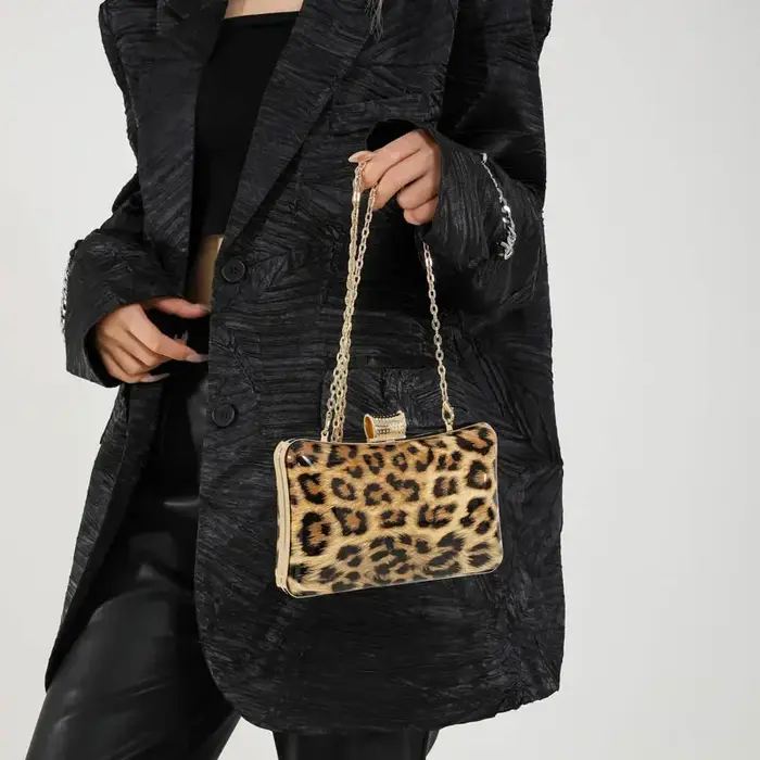 Sacs à main en forme de boîte en métal pour femmes