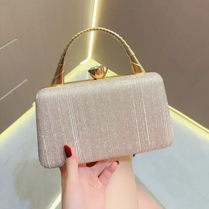 Nouveau sac de soirée en strass
