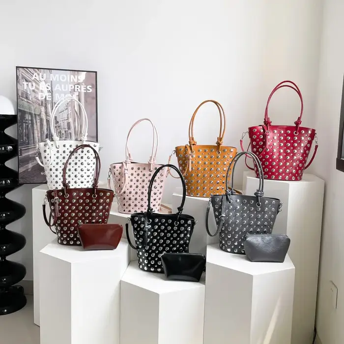 Rivet Design seau sac à bandoulière pour femmes 7 couleurs Pu cuir sac à main sous les bras sac mode décontracté 2 ensemble fourre-tout dame sac de trajet