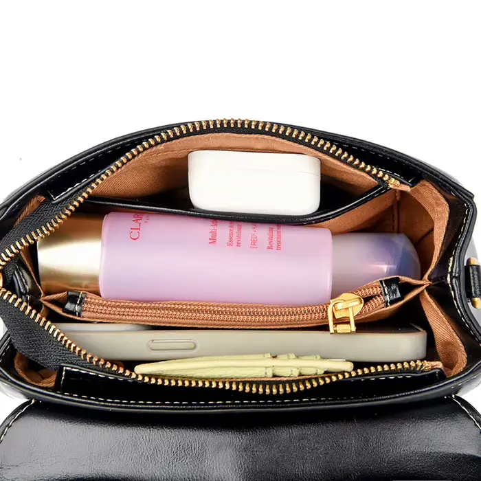 Sac en cuir pour femme avec boucle en métal