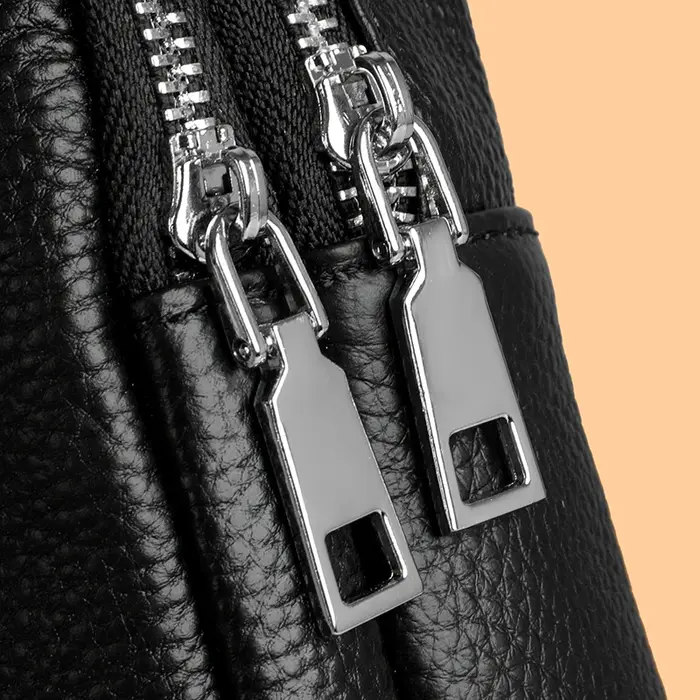 Sac de Poitrine en Cuir Véritable de Luxe pour Femme