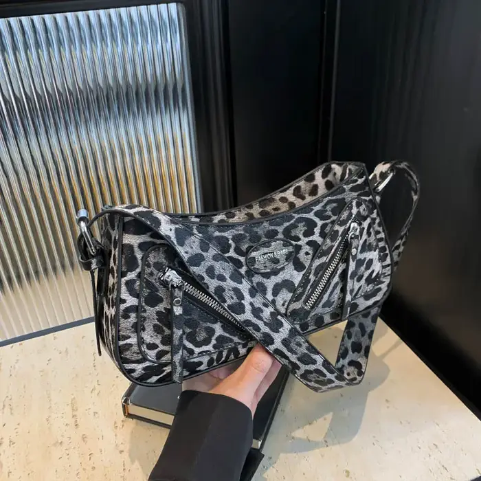 Sac à bandoulière demi-lune en cuir PU