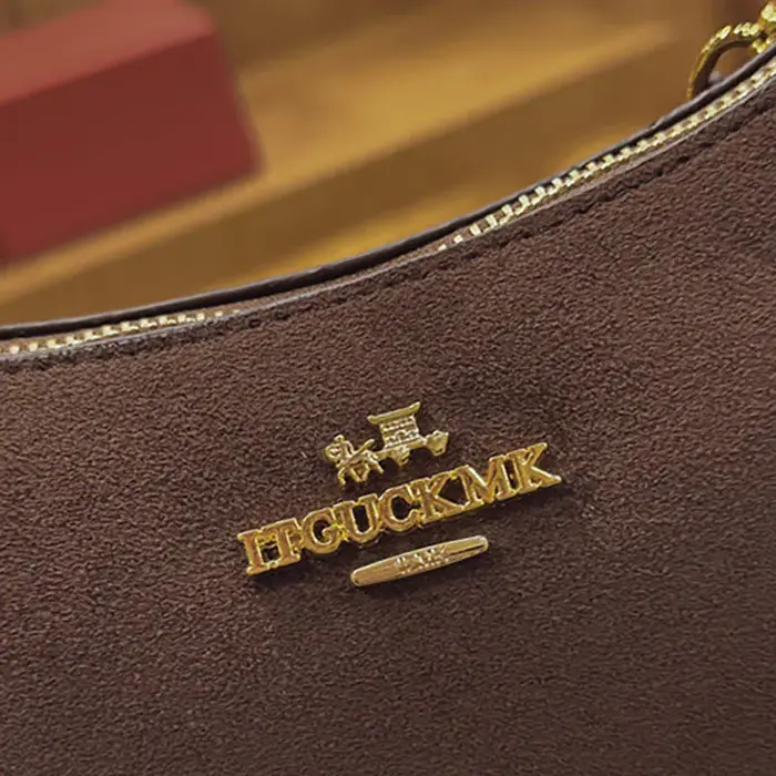 Sac à bandoulière élégant pour femme en cuir PU mat