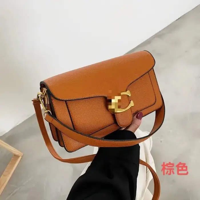Nouveau sac messager classique 2026, sac à main de niche, sac carré simple de haute qualité couleur 