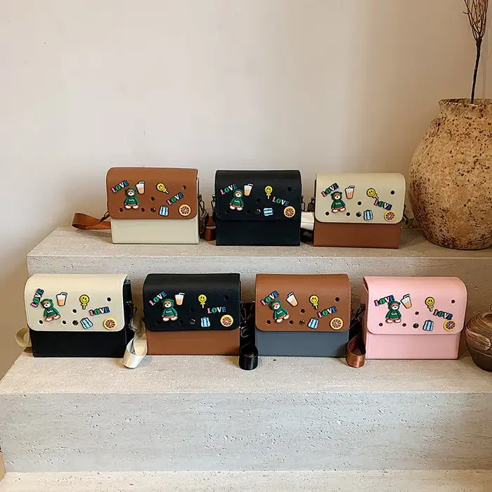 Sac messager léger et tendance en EVA perforé pour femme