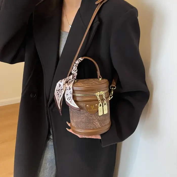 Mini sac à bandoulière en cuir PU pour femme
