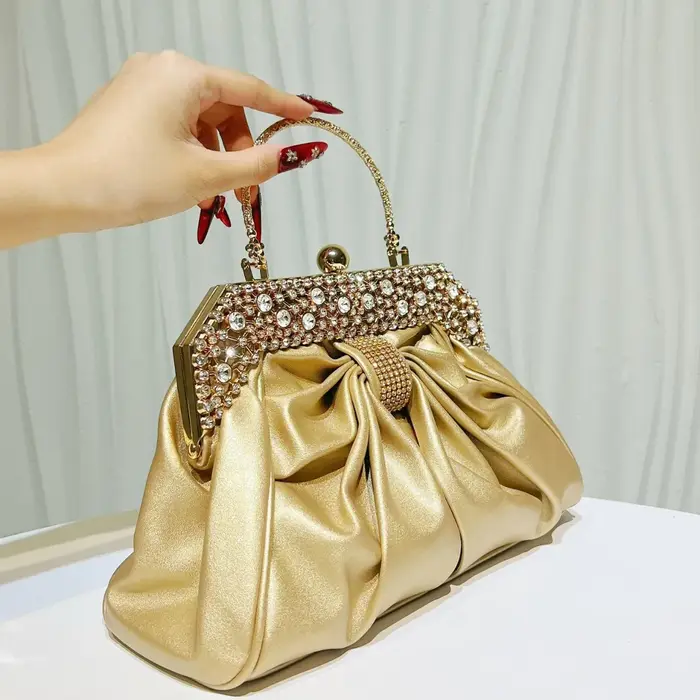 Pochette de soirée haut de gamme pour mondaine