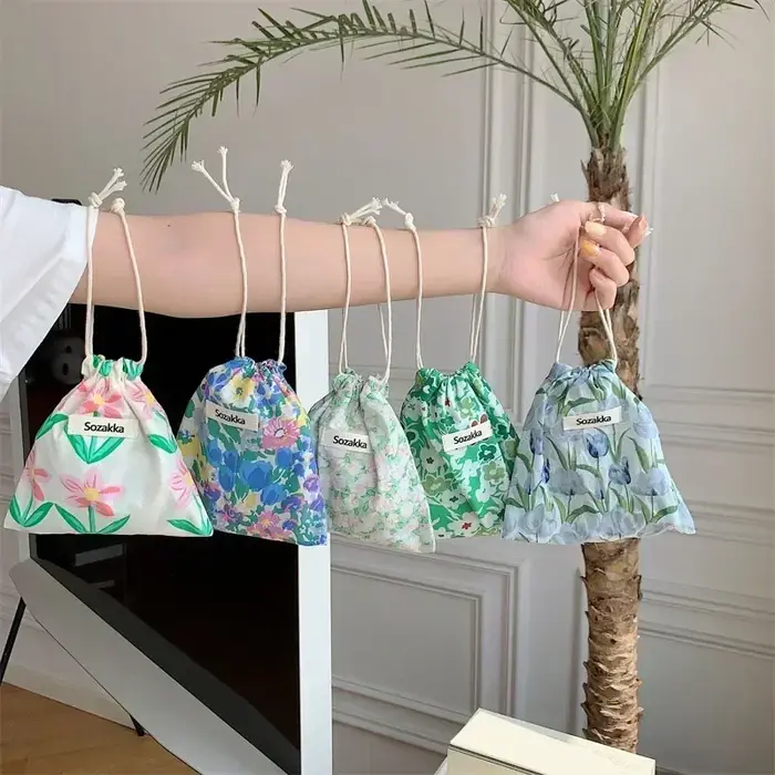 Pochette de maquillage à cordon pour femmes et filles