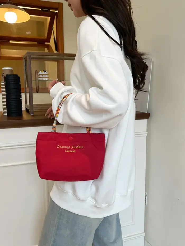 Sac à main pour femme en toile brodée avec lettres