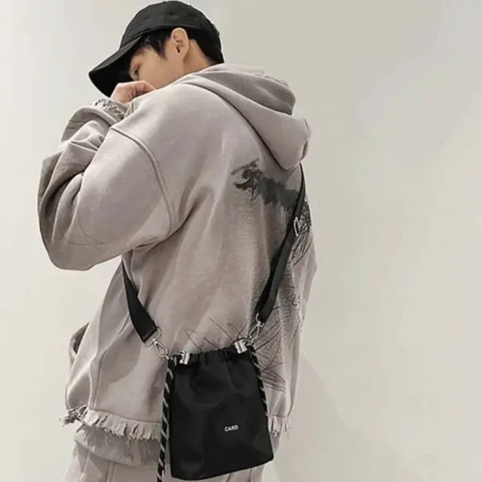 Sac seau noir coréen avec cordon de serrage