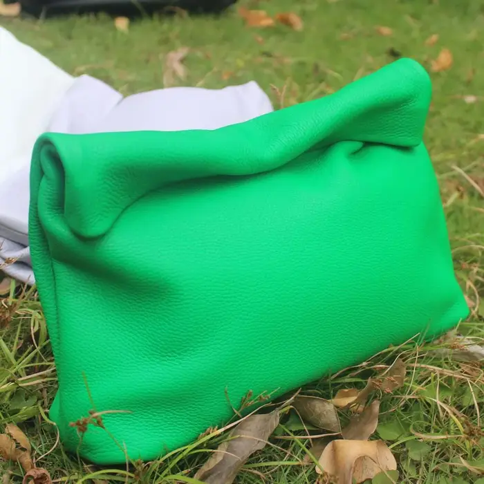 Nouveaux sacs à main bouclés de style européen, sacs à main pour femmes avec poches pour téléphone p