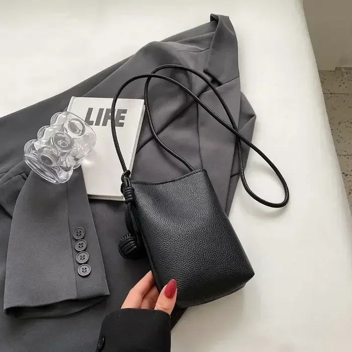 Petit sac à bandoulière en cuir pour femmes