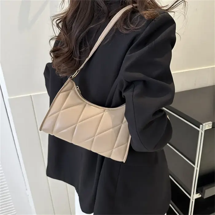 Sac à bandoulière noir tendance pour femmes