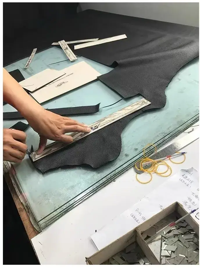 Nouveau style 2025 Sac seau en cuir véritable pour femme
