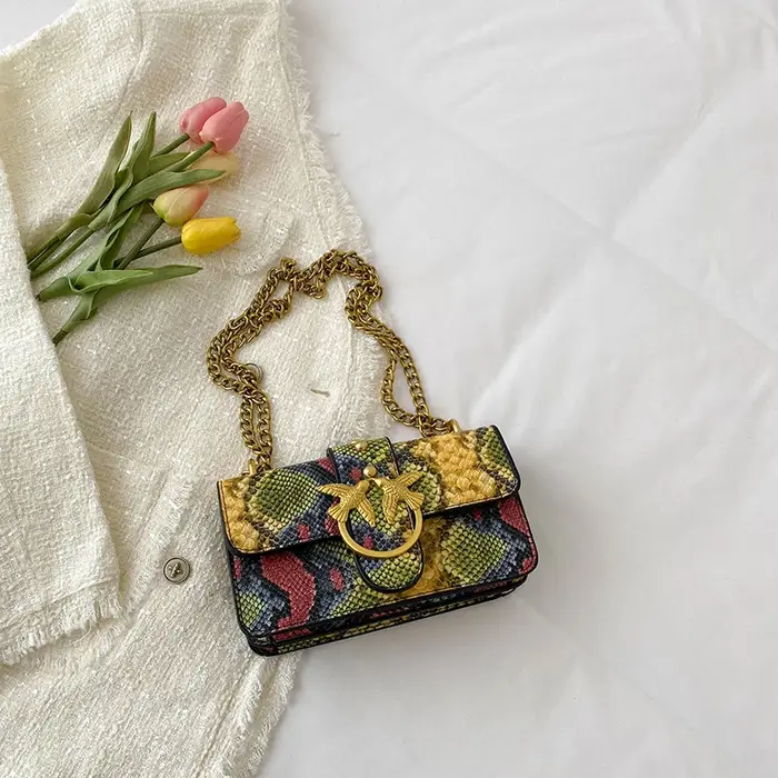 Sac à bandoulière léger de luxe élégant