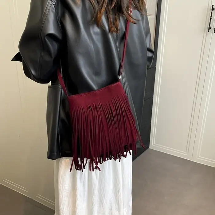 Sac à bandoulière en daim à franges pour femmes