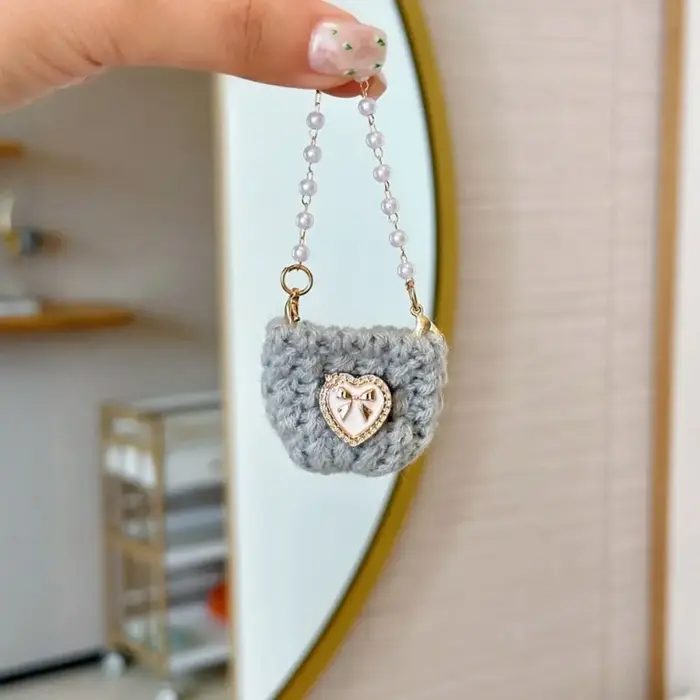 Sac à bandoulière en chaîne de perles miniatures, sac à bandoulière tricoté tressé au Crochet, sac à main coloré, Mini sac à bandoulière pour habiller