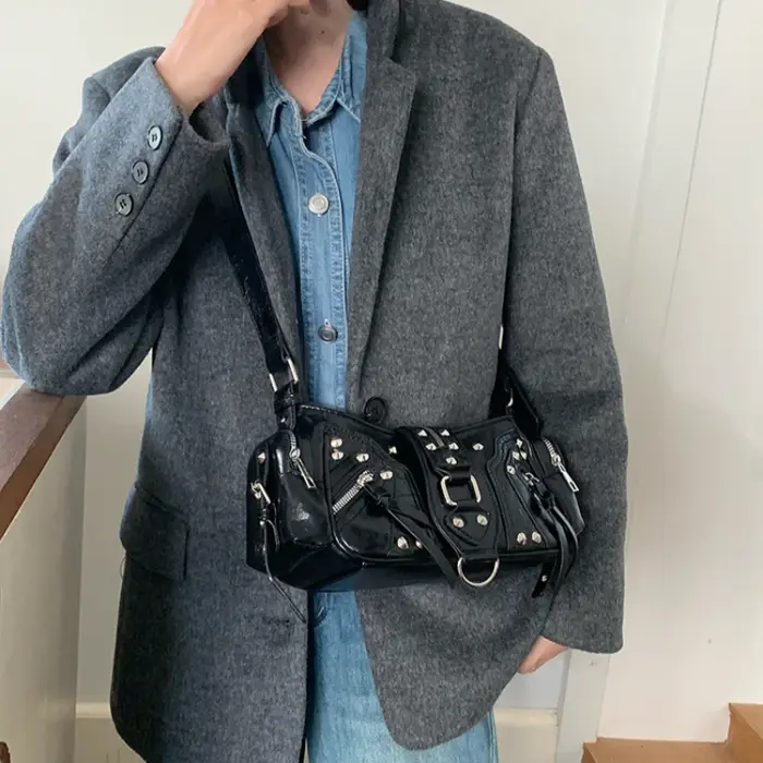 Nouveaux sacs sous les bras pour femmes