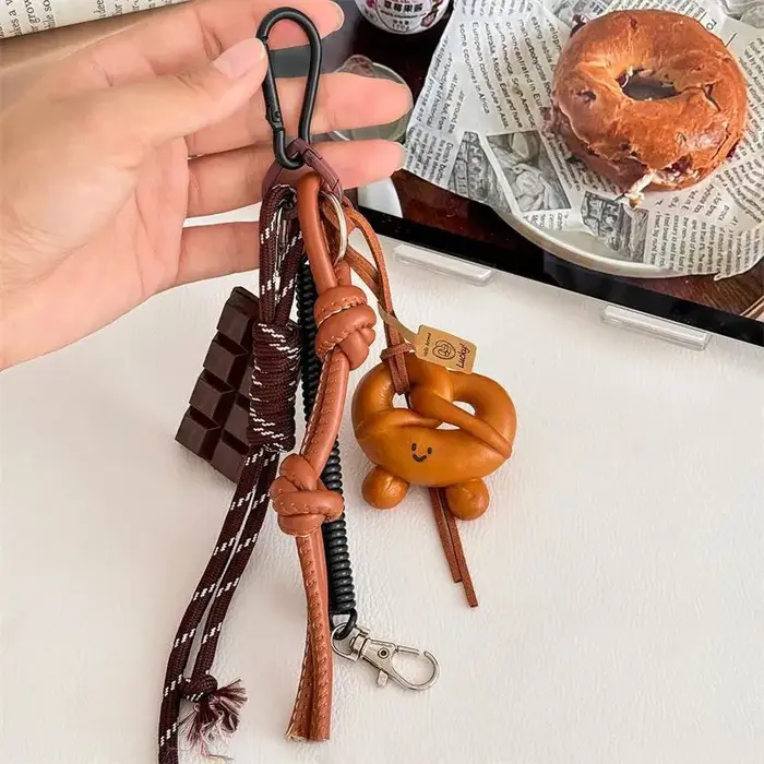 Automne/hiver marron mignon pain alcalin Style coréen INS sac pendentif chocolat escalade corde porte-clés décoratif Hangin