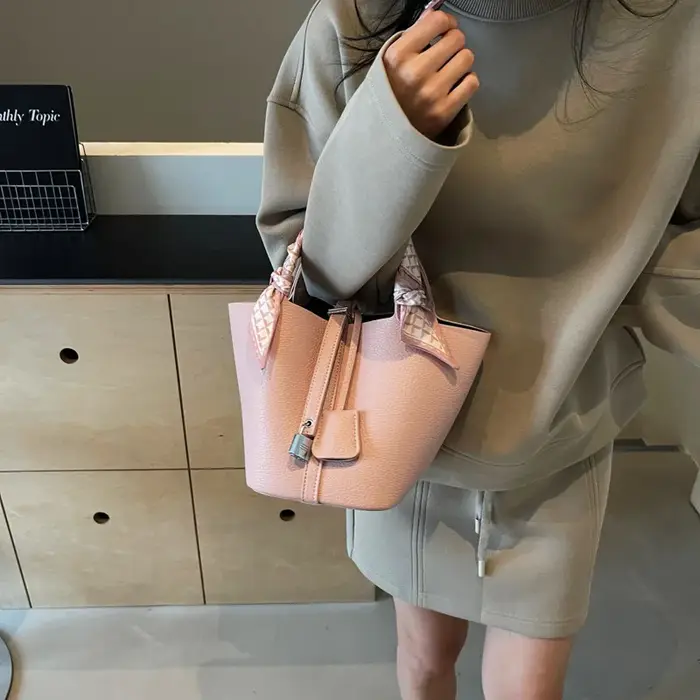 Sac Seau Tendance pour Femme 2025 – Nouveau Style Chic en PU Souple