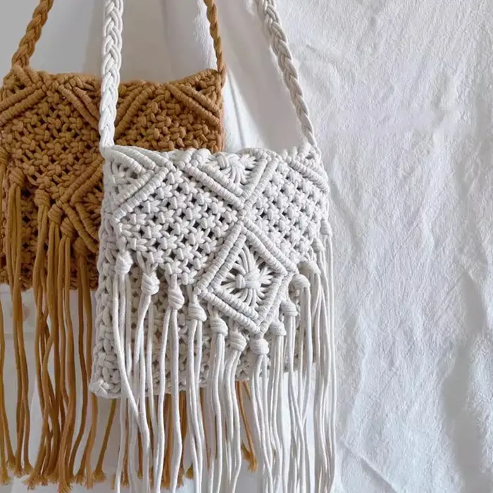 Nouveau décontracté à la main Crochet tresse sac à franges femmes gland tricoté sac