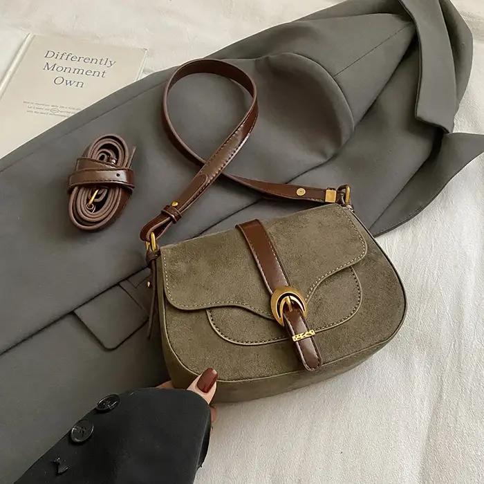 Mode de luxe femmes sac à bandoulière petits sacs de selle en demi-cercle Vintage Faux daim