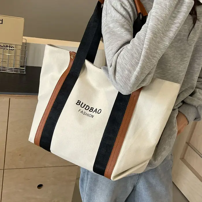 Grand Sac à Épaule en Toile pour Femmes Élégant et Pratique Sac de Tous les Jours avec Larges Bandoulières Idéal pour le Shopping le Travail ou les Voyages