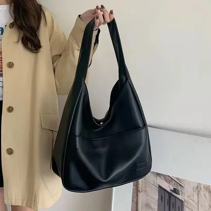 Sac fourre-tout en cuir noir de grande capacité pour femmes