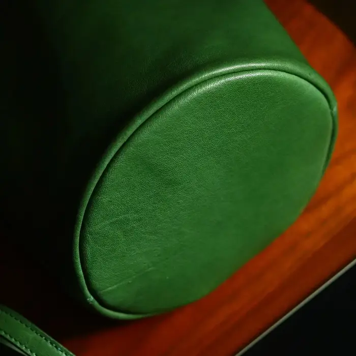 Sac seau en cuir vert de style japonais Pashewar pour femme