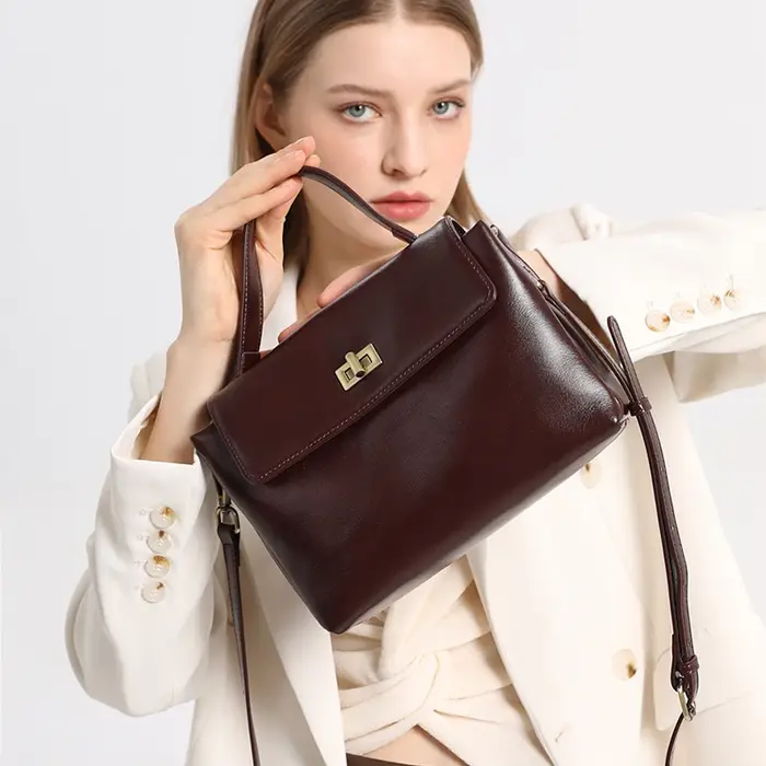 Sac à bandoulière en cuir véritable pour femme