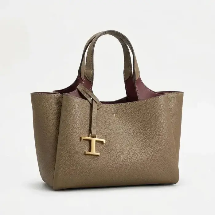Sac à langer minimaliste et tendance : élégant sac messager bandoulière pour femme avec logo de créateur de luxe et grande capacité