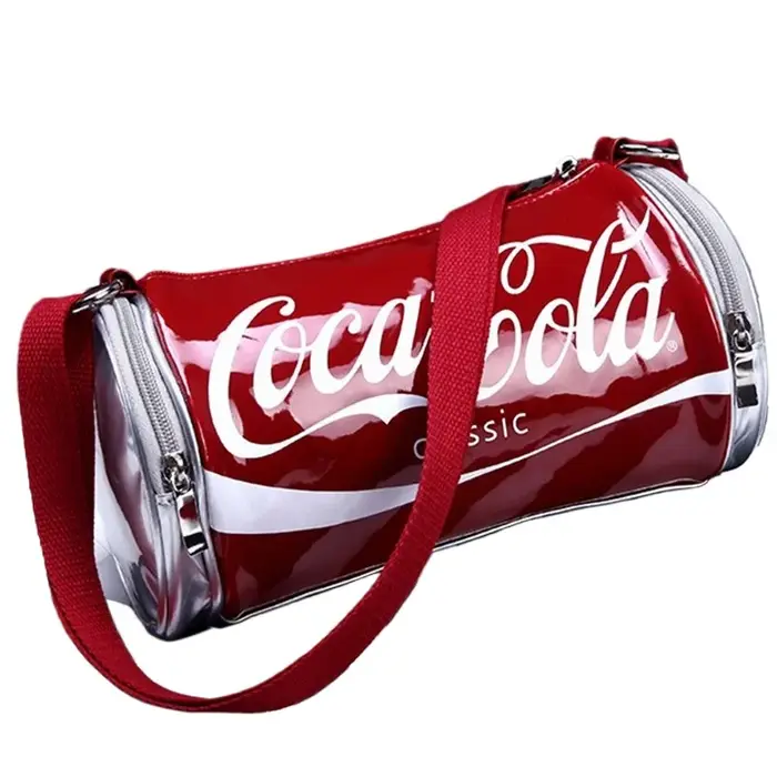 Nouveau produit : Petit sac bandoulière brillant en cuir verni